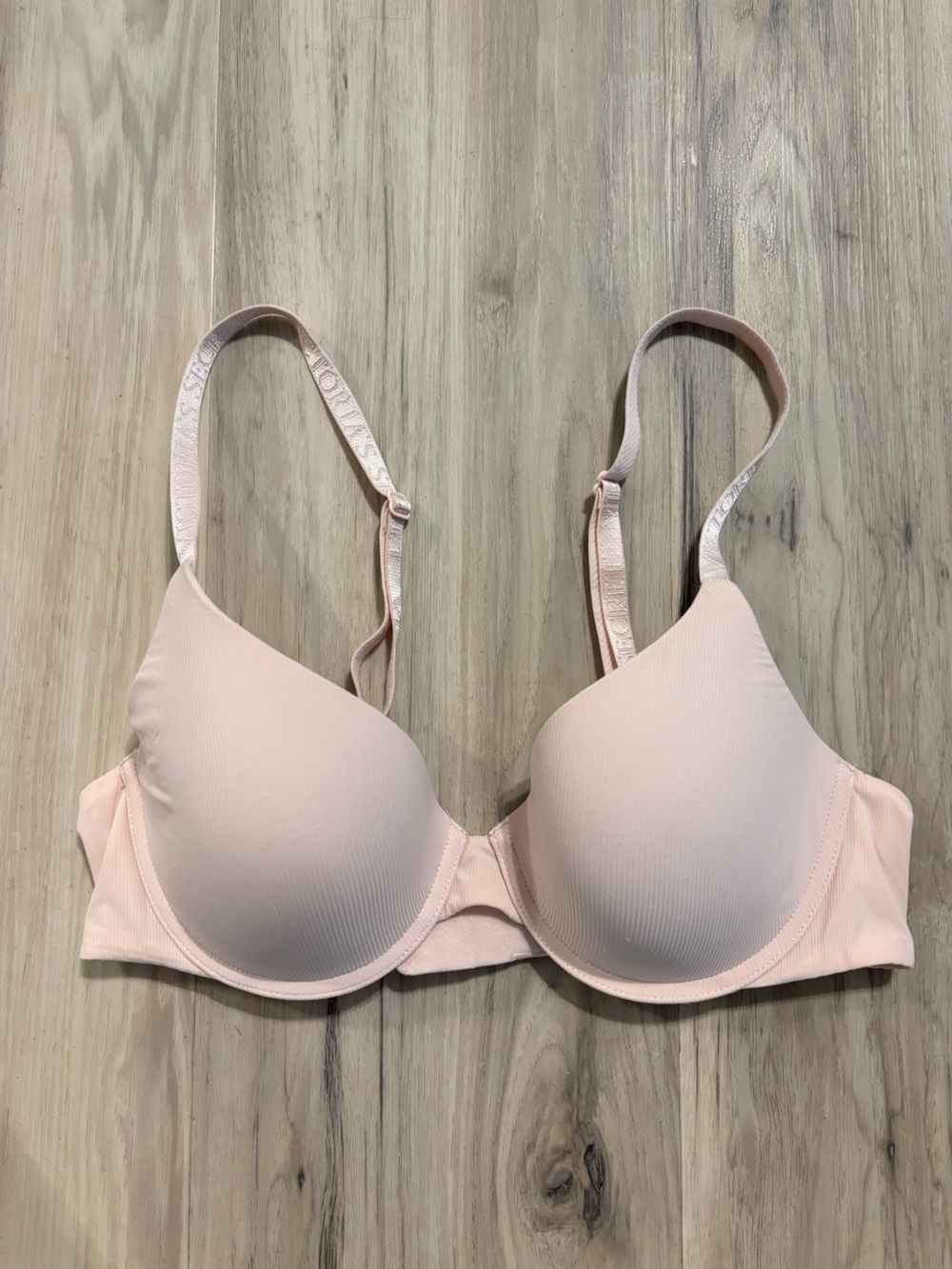 Victoria’s Secret Light Pink T-Shirt Bra